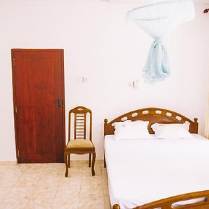 Kadolana Guest House